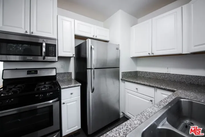 2200 Penmar Avenue, Venice, California 90291
