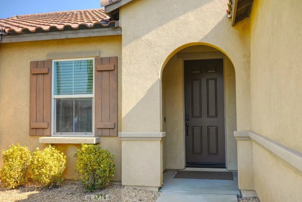 25382 Rocking Horse Court, Menifee, California 92584 home-pic-4