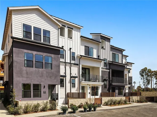 19031 Main Street 105, Huntington Beach, California 92648