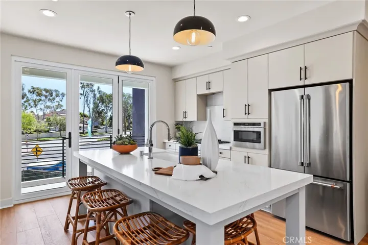 19031 Main Street 105, Huntington Beach, California 92648