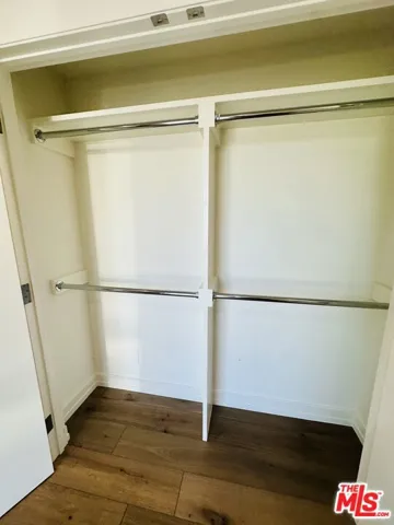 1041 N Spaulding Avenue 201, West Hollywood, California 90046