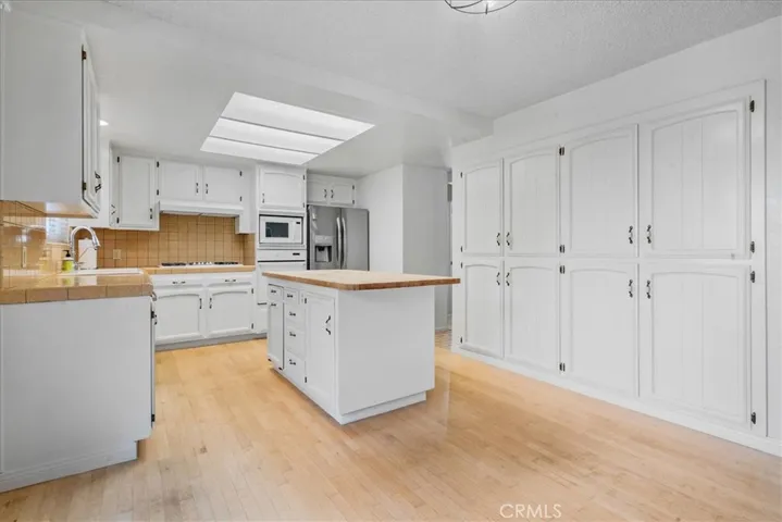 2703 Rodman Drive, Los Osos, California 93402