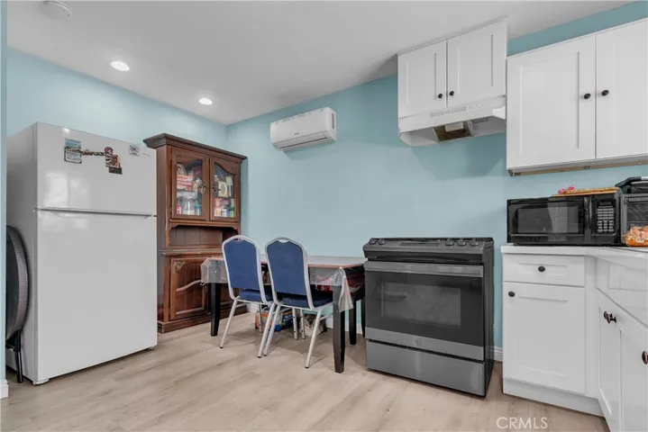 Other view Kitchen Back Unit