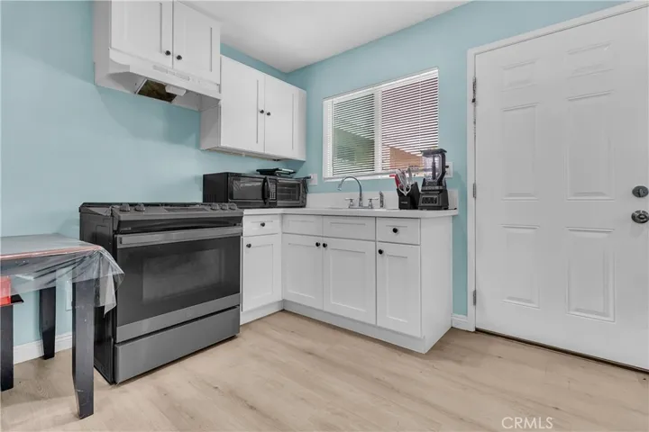 Kitchen Back Unit
