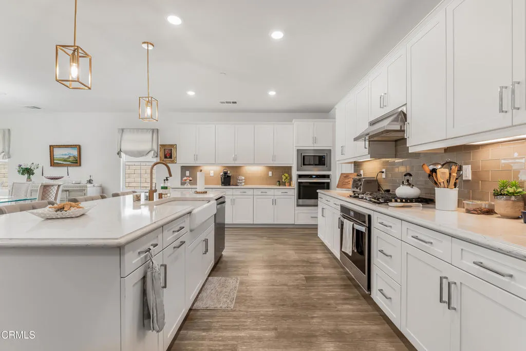 566 Purple Sage Lane, Simi Valley, California 93065 home-pic-3