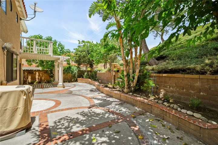 21004 Ponderosa, Mission Viejo, California 92692