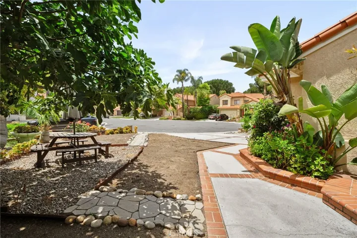 21004 Ponderosa, Mission Viejo, California 92692