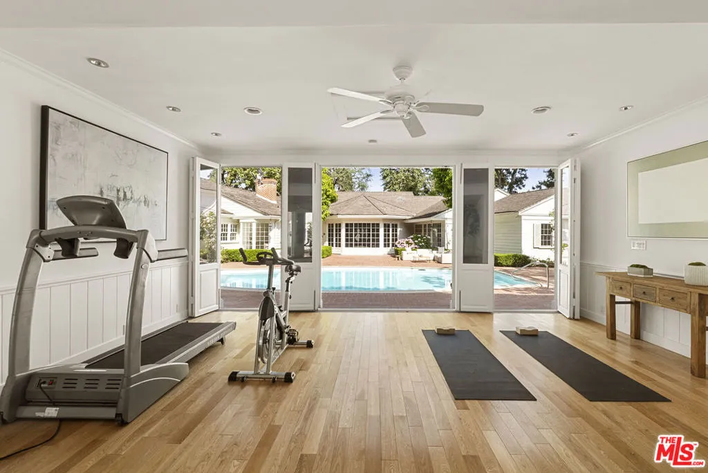 1001 N Crescent Drive, Beverly Hills, California 90210 home-pic-26