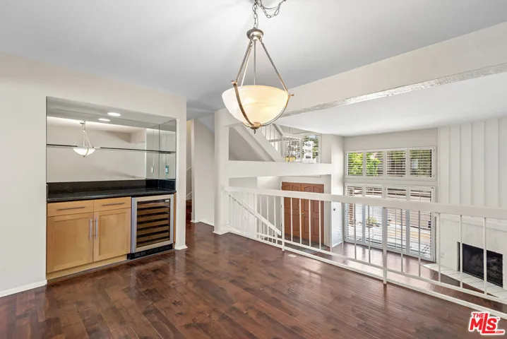 6265 Canoga Avenue 38, Woodland Hills, California 91367