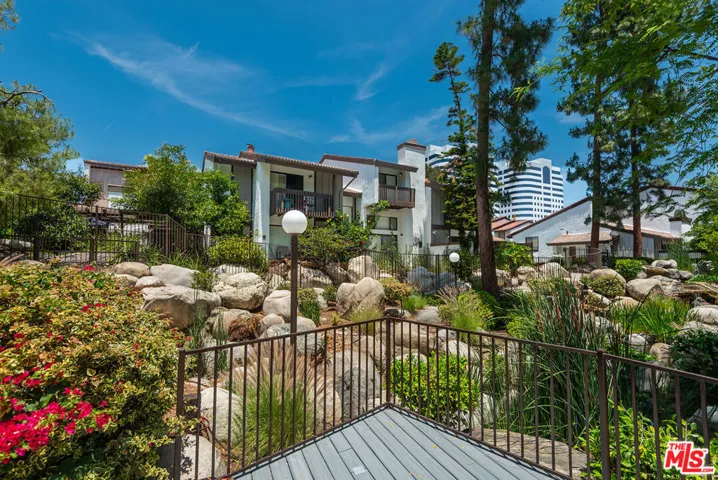 6265 Canoga Avenue 38, Woodland Hills, California 91367