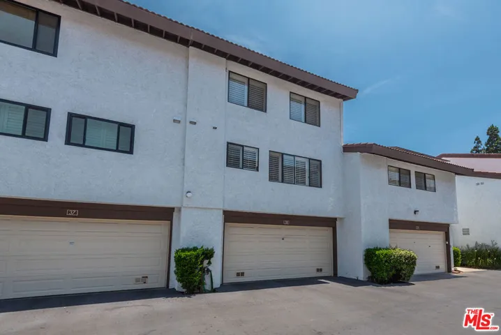 6265 Canoga Avenue 38, Woodland Hills, California 91367