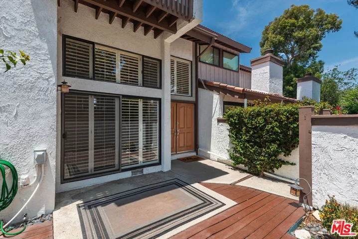 6265 Canoga Avenue 38, Woodland Hills, California 91367