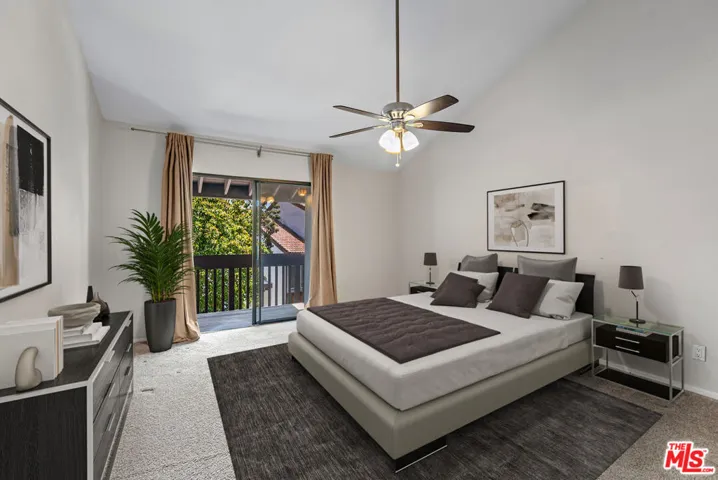 6265 Canoga Avenue 38, Woodland Hills, California 91367