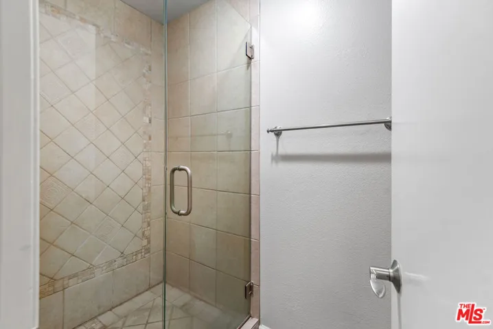 6265 Canoga Avenue 38, Woodland Hills, California 91367