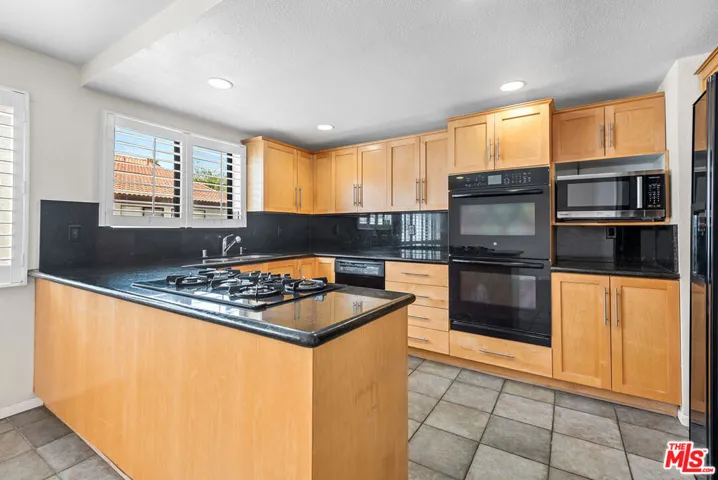 6265 Canoga Avenue 38, Woodland Hills, California 91367