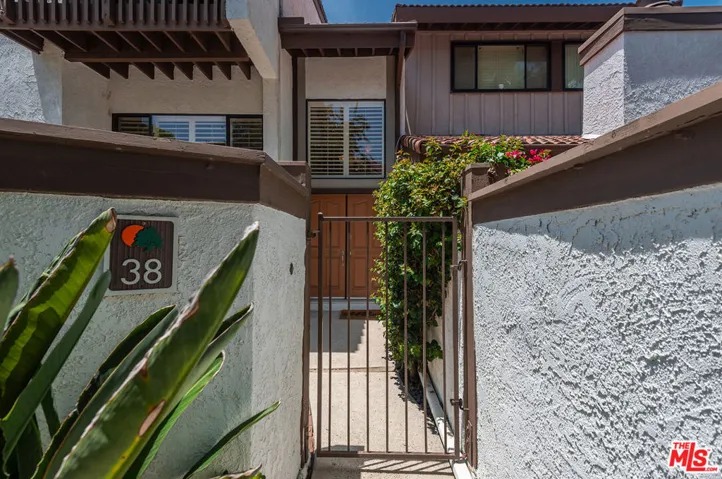 6265 Canoga Avenue 38, Woodland Hills, California 91367
