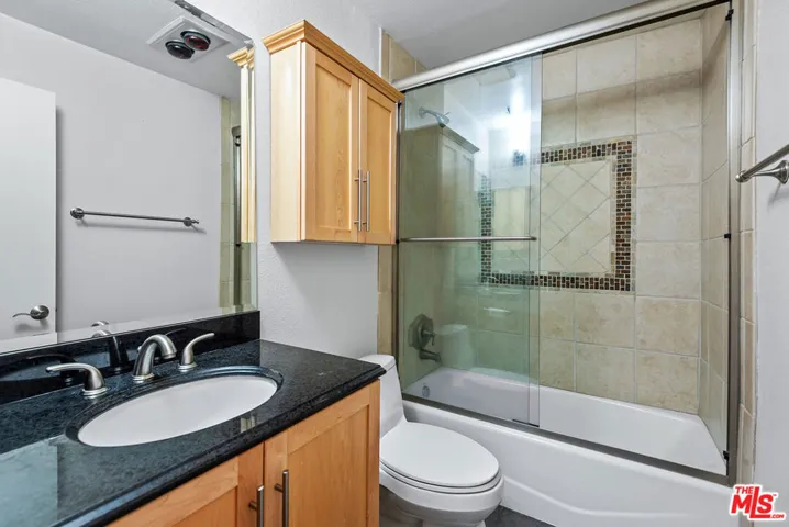 6265 Canoga Avenue 38, Woodland Hills, California 91367