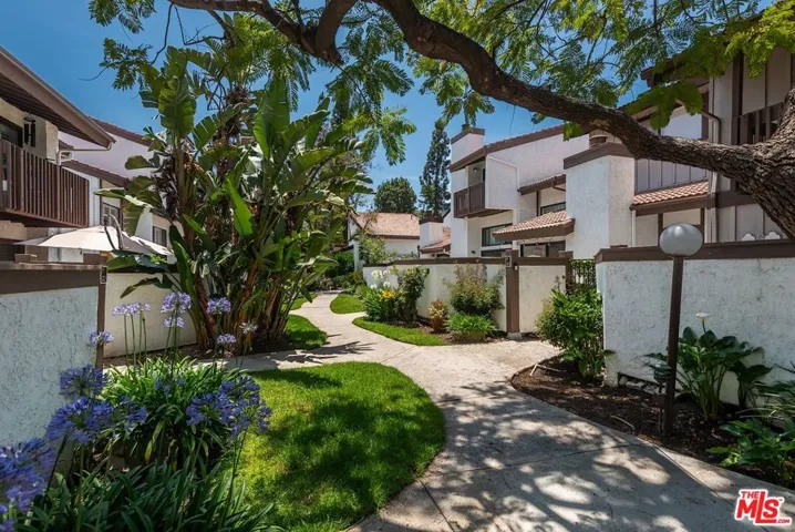 6265 Canoga Avenue 38, Woodland Hills, California 91367