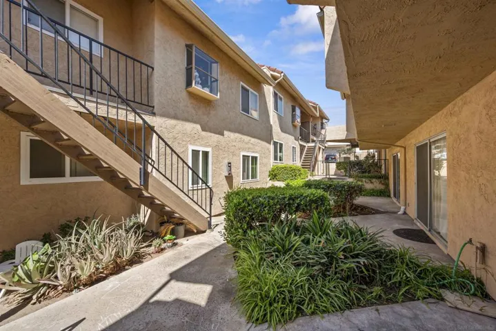 4560 Twain Ave 3, San Diego, California 92120