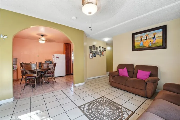 2718 E 7th Street, Los Angeles, California 90023