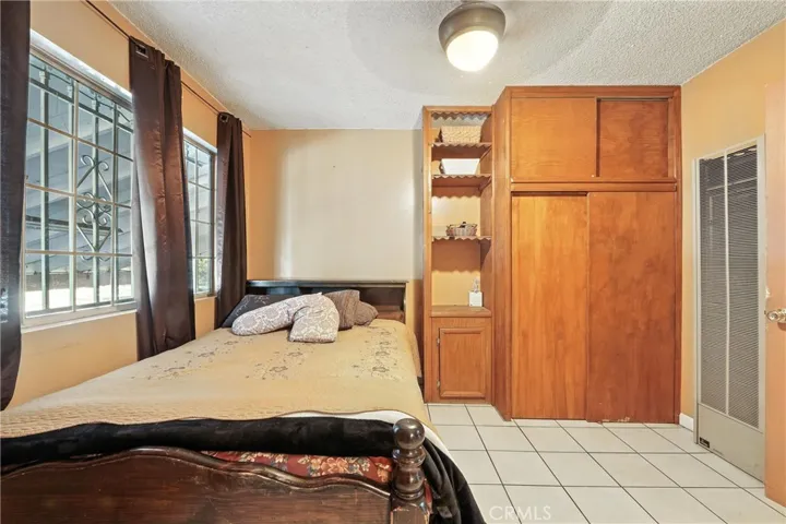 2718 E 7th Street, Los Angeles, California 90023