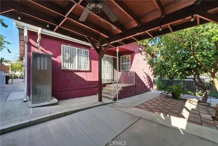 2718 E 7th Street, Los Angeles, California 90023