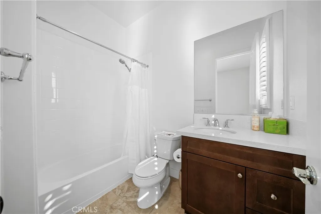 127 Interstellar, Irvine, California 92618 home-pic-42