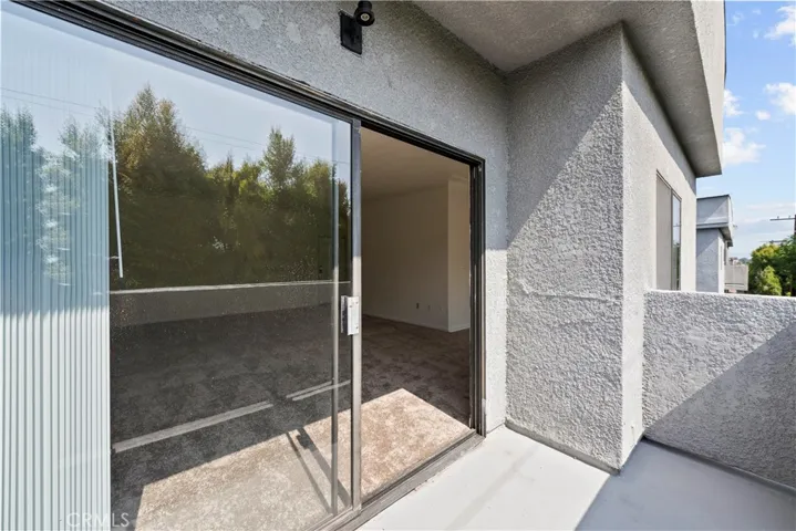4706 Sepulveda Boulevard, Sherman Oaks, California 91403