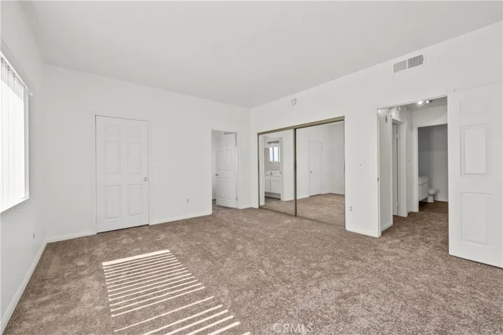 4706 Sepulveda Boulevard, Sherman Oaks, California 91403
