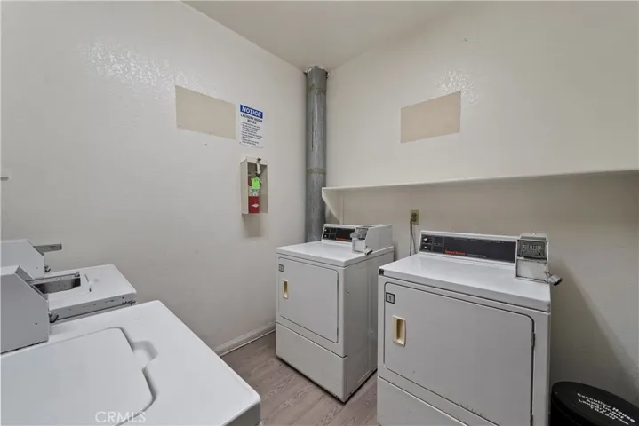 4706 Sepulveda Boulevard, Sherman Oaks, California 91403
