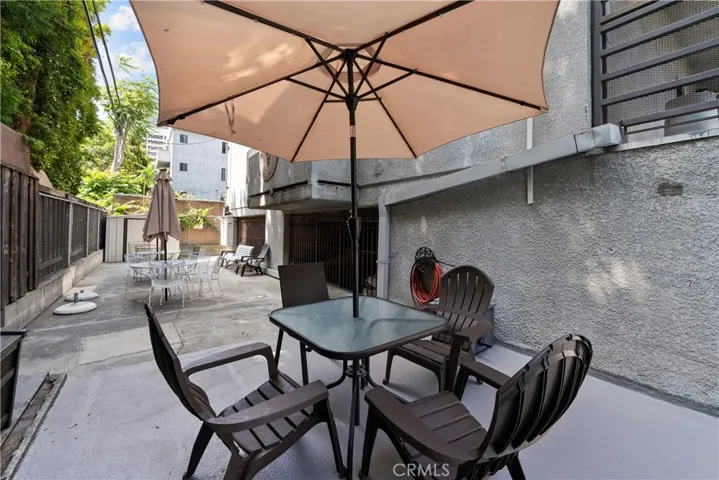 4706 Sepulveda Boulevard, Sherman Oaks, California 91403