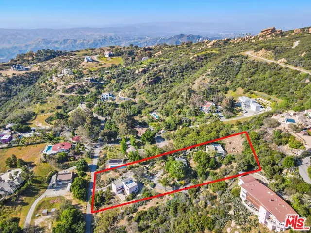 190 Loma Metisse Road, Malibu, California 90265