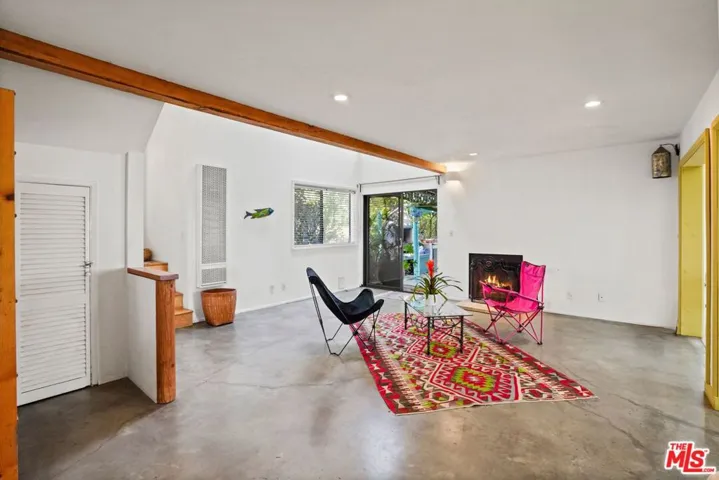 190 Loma Metisse Road, Malibu, California 90265