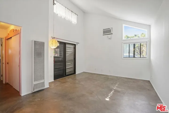 190 Loma Metisse Road, Malibu, California 90265