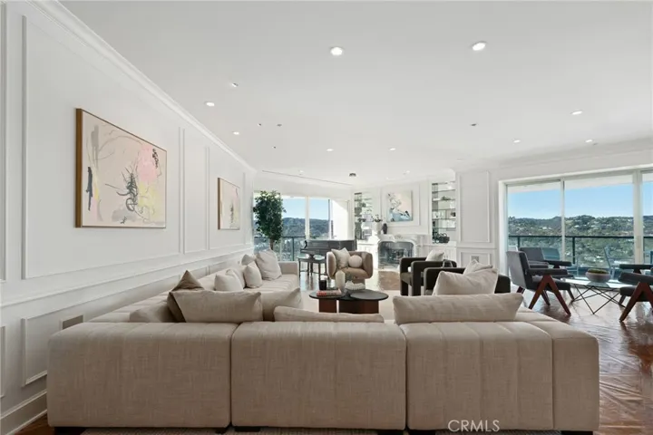10490 Wilshire Boulevard 2704, Los Angeles, California 90024