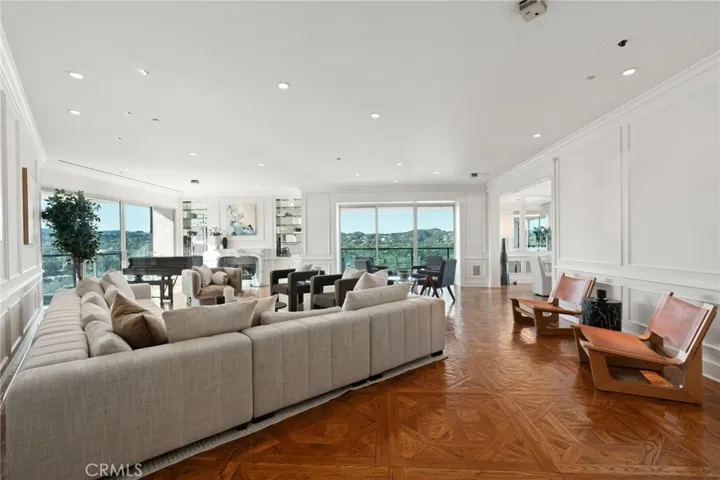 10490 Wilshire Boulevard 2704, Los Angeles, California 90024