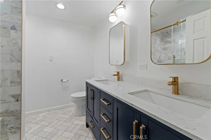1525 N Hayworth Ave 205, Los Angeles, California 90046
