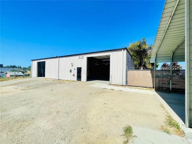 4675 Thread Lane B, San Luis Obispo, California 93401