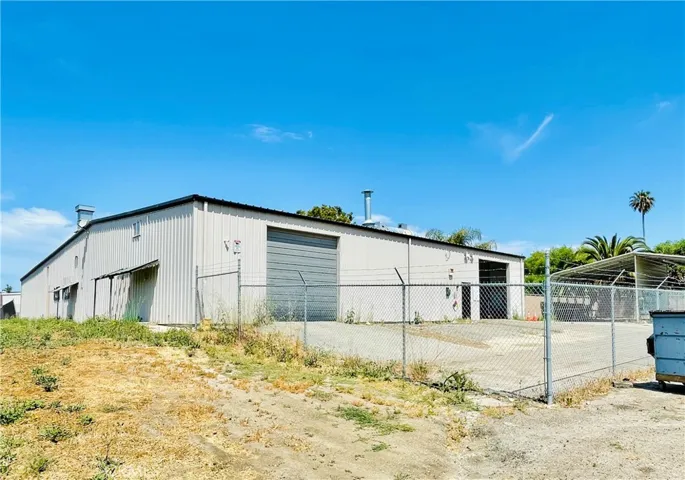 4675 Thread Lane B, San Luis Obispo, California 93401
