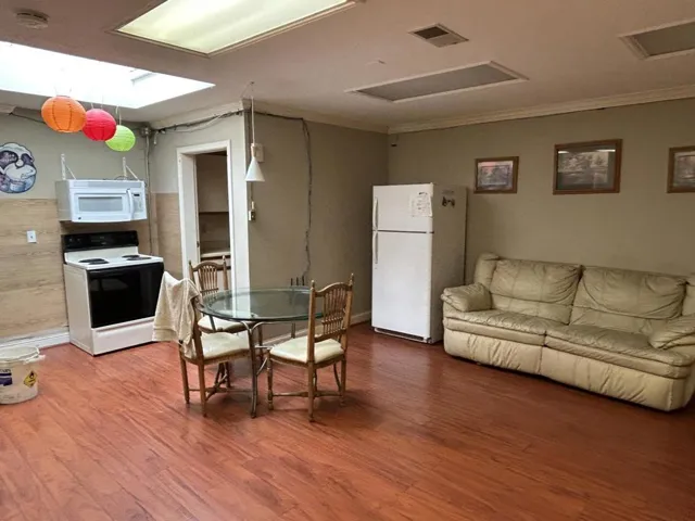 4871 Mission Street, San Francisco, California 94112 — photo 4