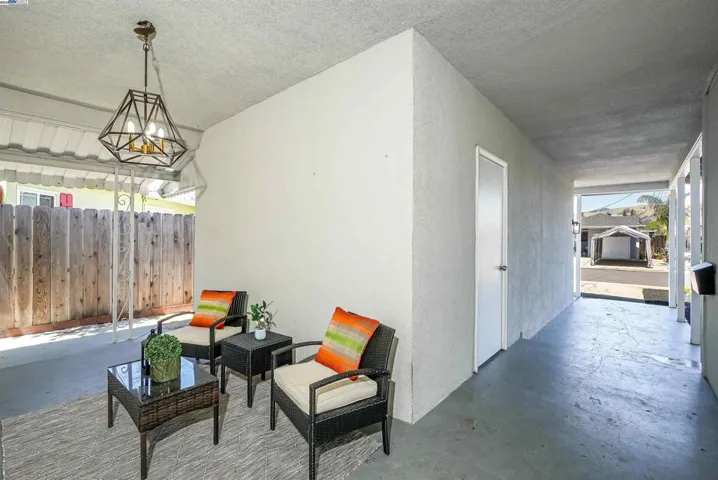 76 Schuylkill Ave, Hayward, California 94544