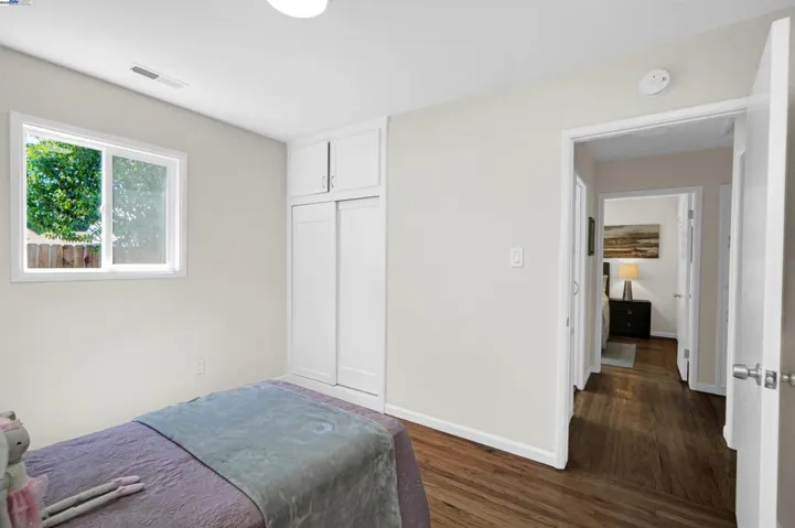 76 Schuylkill Ave, Hayward, California 94544