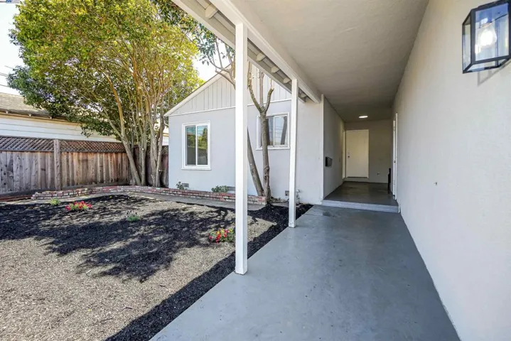 76 Schuylkill Ave, Hayward, California 94544