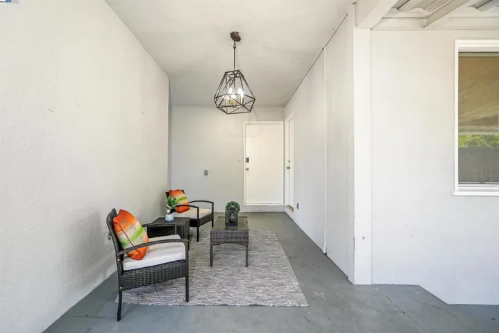 76 Schuylkill Ave, Hayward, California 94544