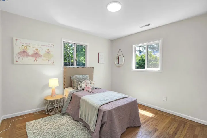 76 Schuylkill Ave, Hayward, California 94544