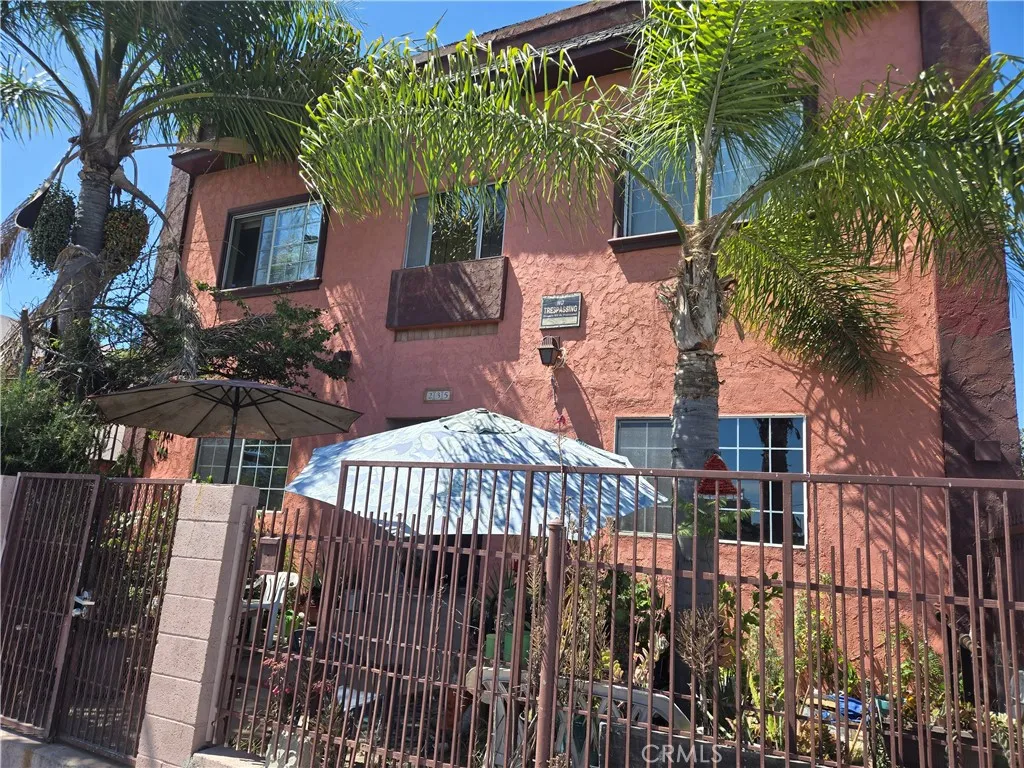 235 E Anaheim Street, Wilmington, California 90744, ,Residential Income,For Sale,Anaheim,IG25134863