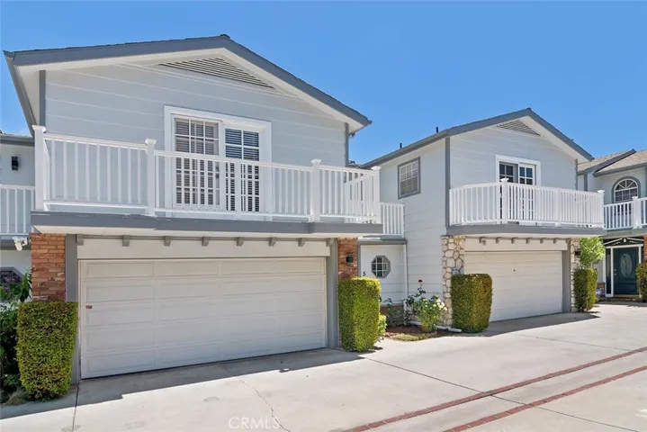 18850 Hatteras Street 5, Tarzana, California 91356