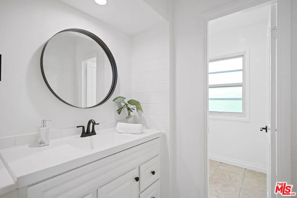 7145 Trask Avenue, Playa Del Rey, California 90293 home-pic-31