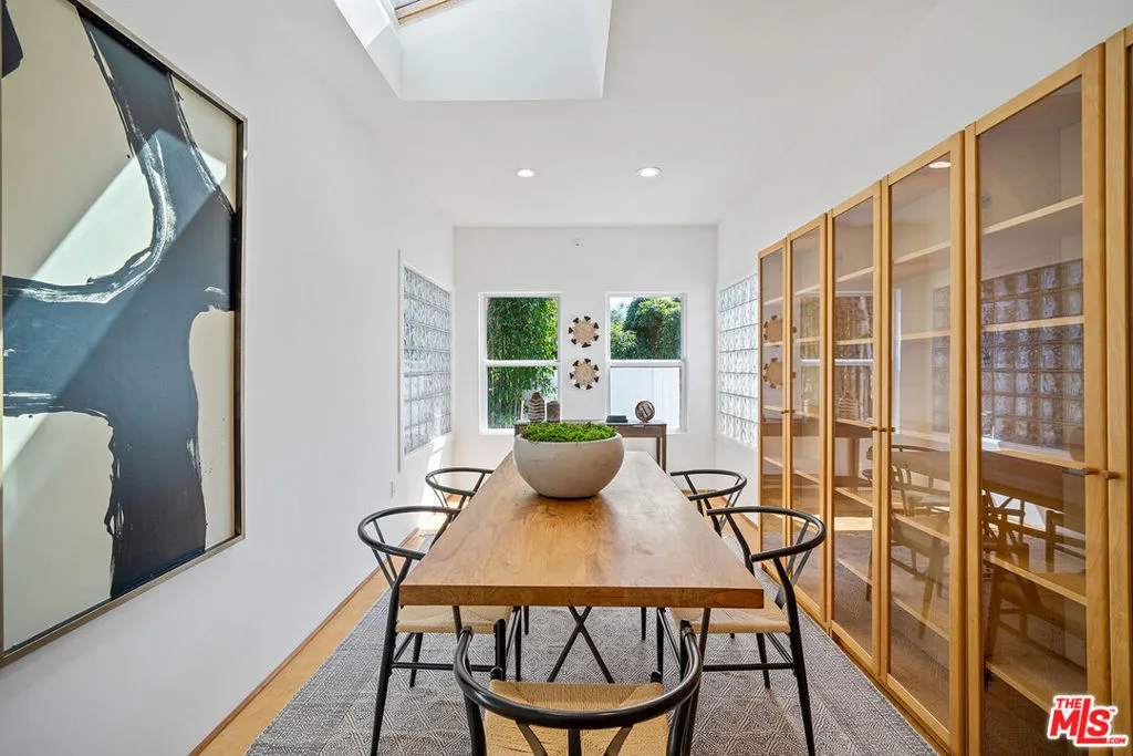 7145 Trask Avenue, Playa Del Rey, California 90293 home-pic-12