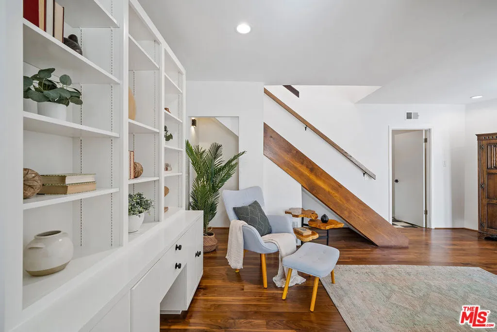 7145 Trask Avenue, Playa Del Rey, California 90293 home-pic-45